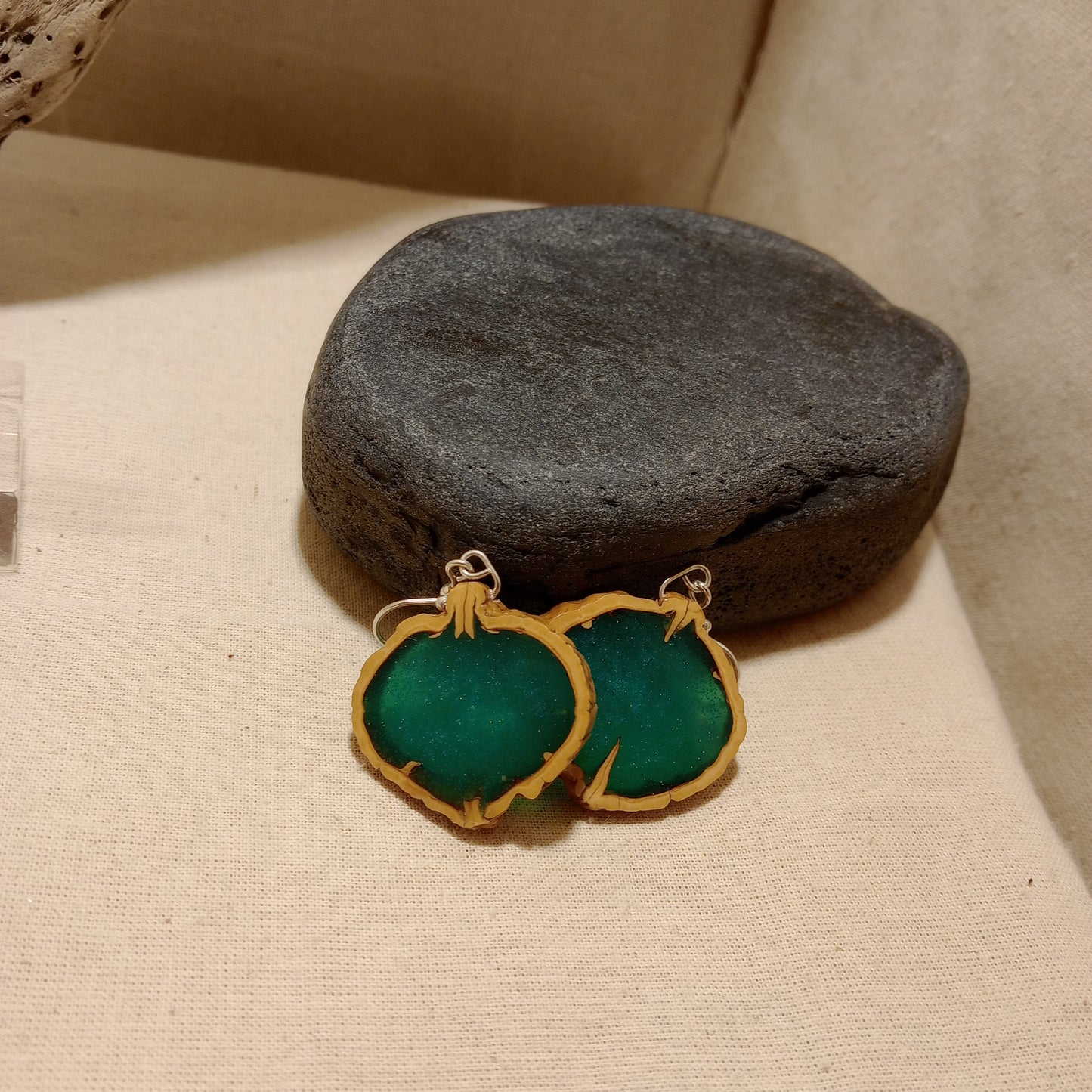 Walnut and resin earrings
