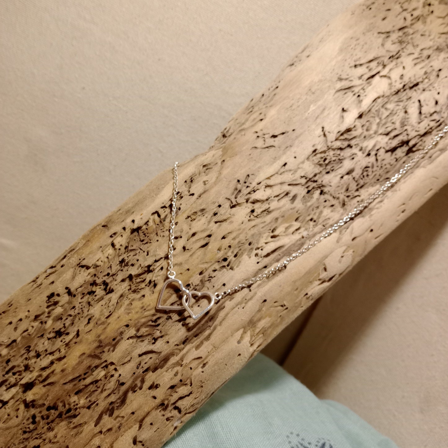 Grá sterling silver intertwined hearts